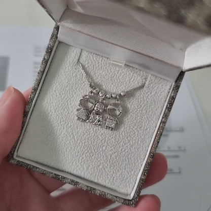 שרשרת ילדים עם יהלומים ותליון כלב מזהב 14 קראט